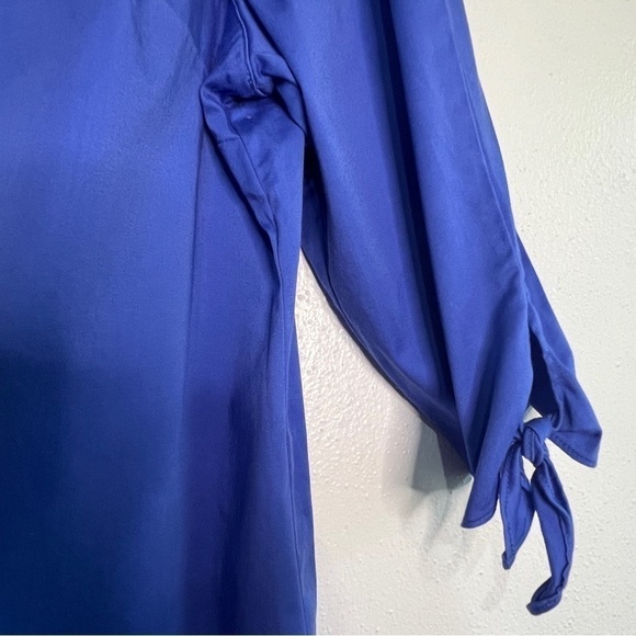 Chico’s brilliant blue button-down shirt with 3/4th sleeves. Sz 3. Preowned. EUC - Picture 2 of 8